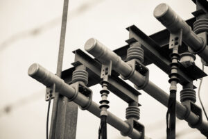 Enerji hatlarındaki bağlantı elemanlarının önemi
